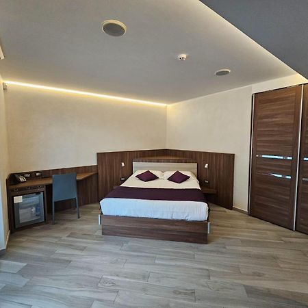 Mito Hotel Châtillon المظهر الخارجي الصورة