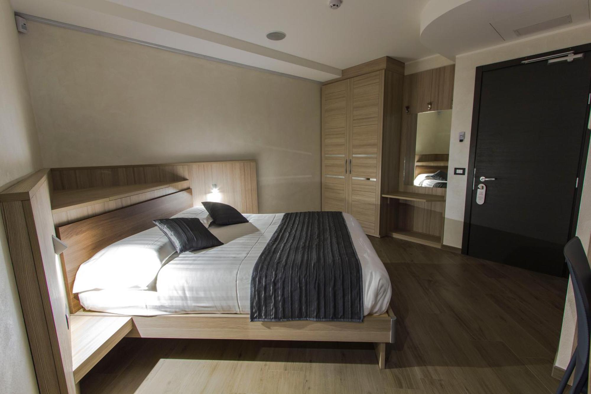 Mito Hotel Châtillon المظهر الخارجي الصورة